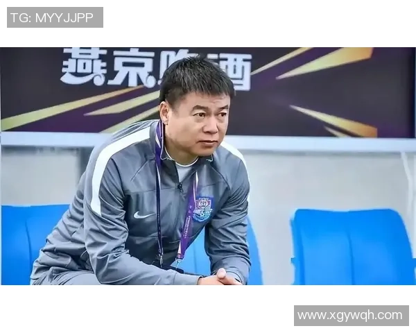 足球明星背后的奋斗与荣耀：他们不为人知的故事与人生旅程